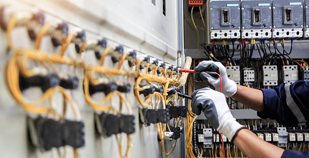 Professional Electrician technician working in Egypt, AL